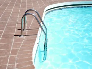 Les autorisations nécessaires pour une piscine
